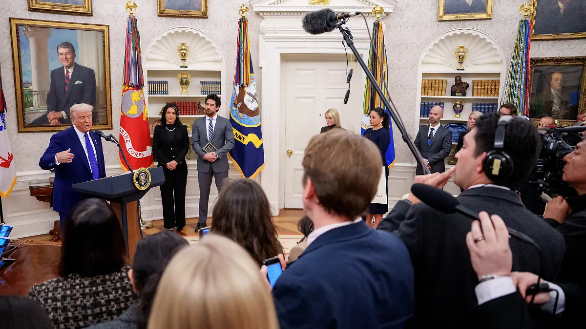 Periodistas Casa Blanca